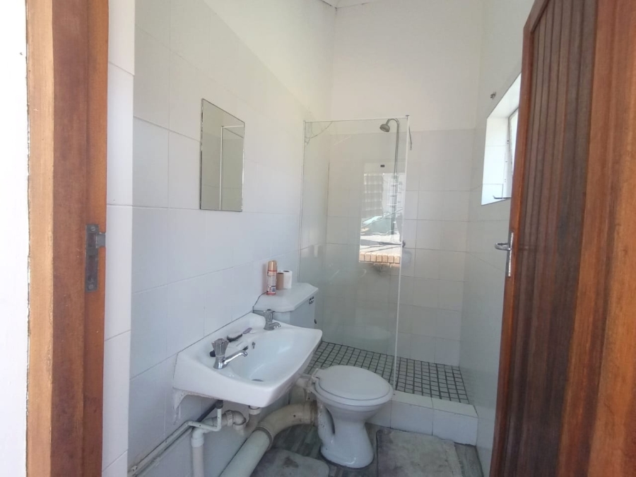 5 Bedroom Property for Sale in Berea Eastern Cape